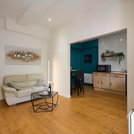 Le Donjon Dionysos - Apartment