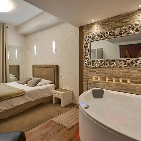 Le Donjon Dionysos - Appartement *